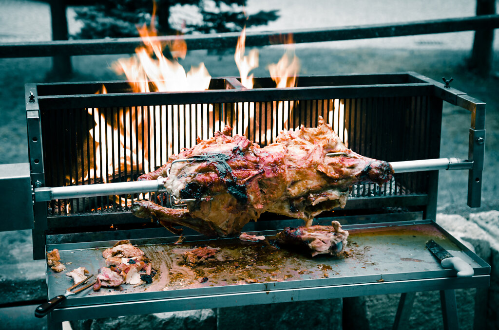 Braten und Feuer