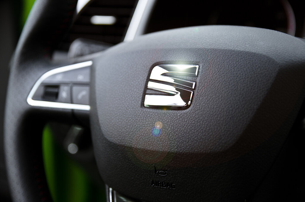 Seat Zeichen Lenkrad Airbag
